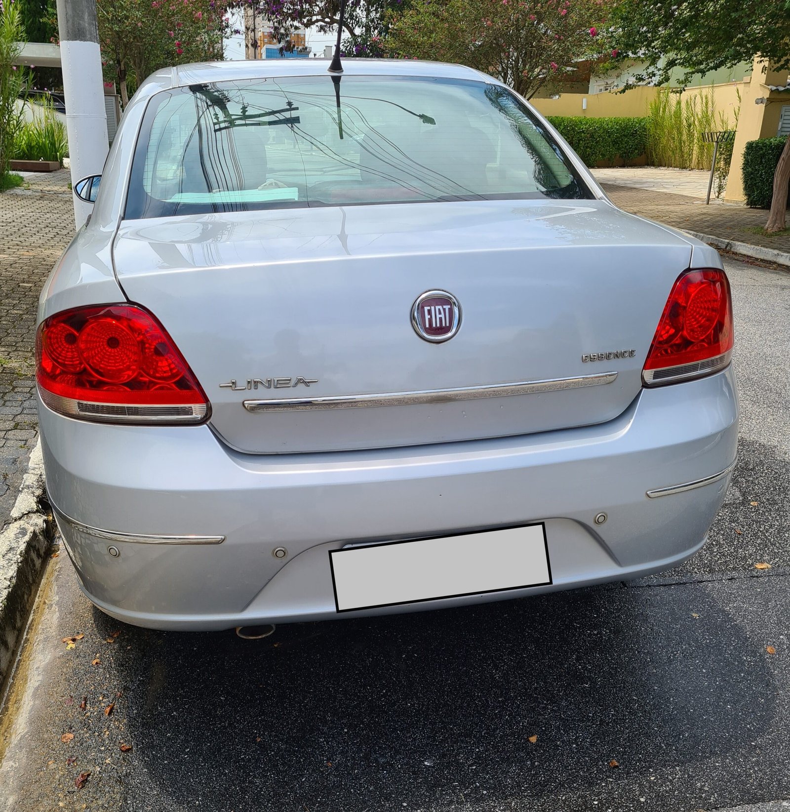 LINEA 2012 Essence 1.8 – 88.500 km , unico dono