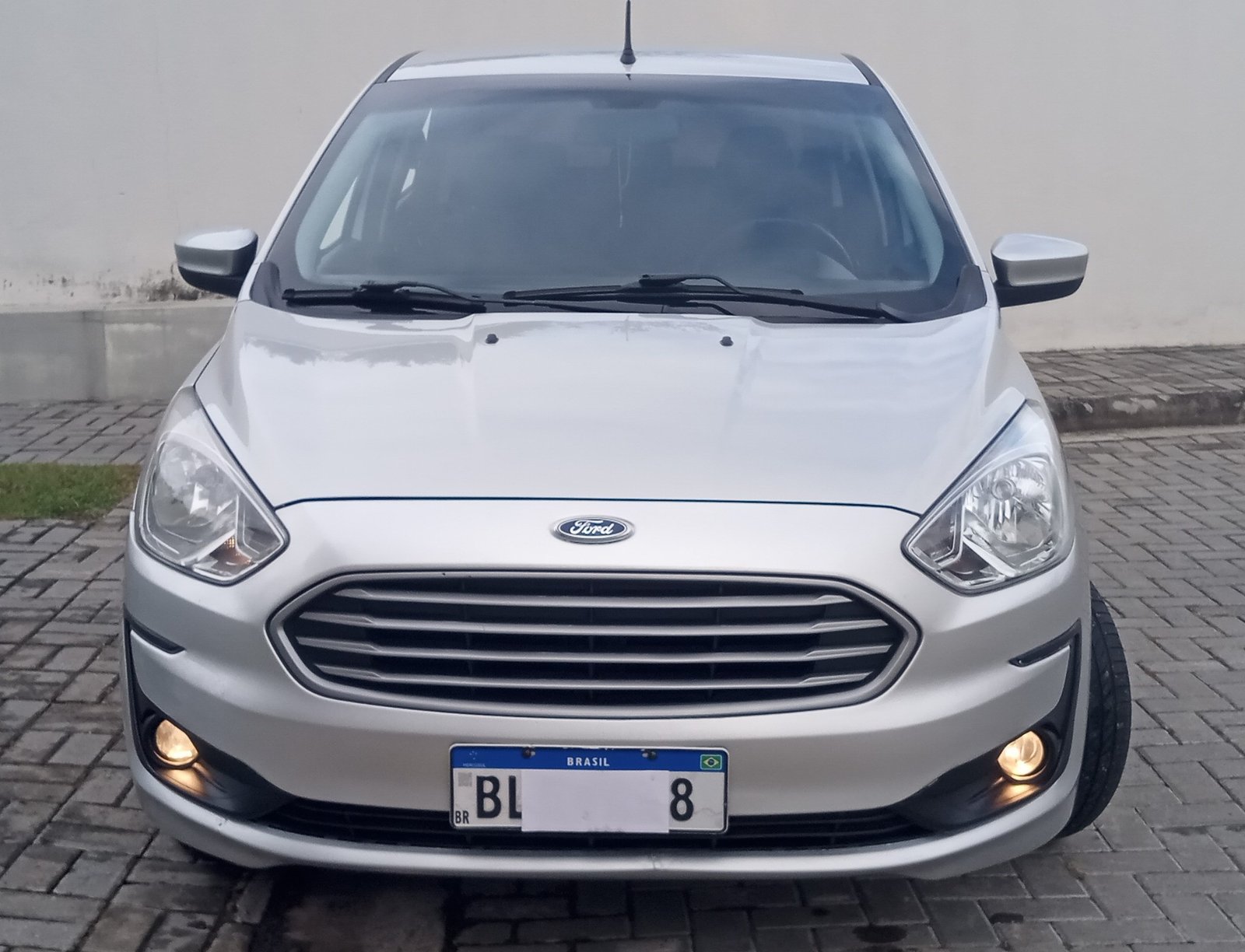 Ford Ka 2020 Sedan – Baixo KM!