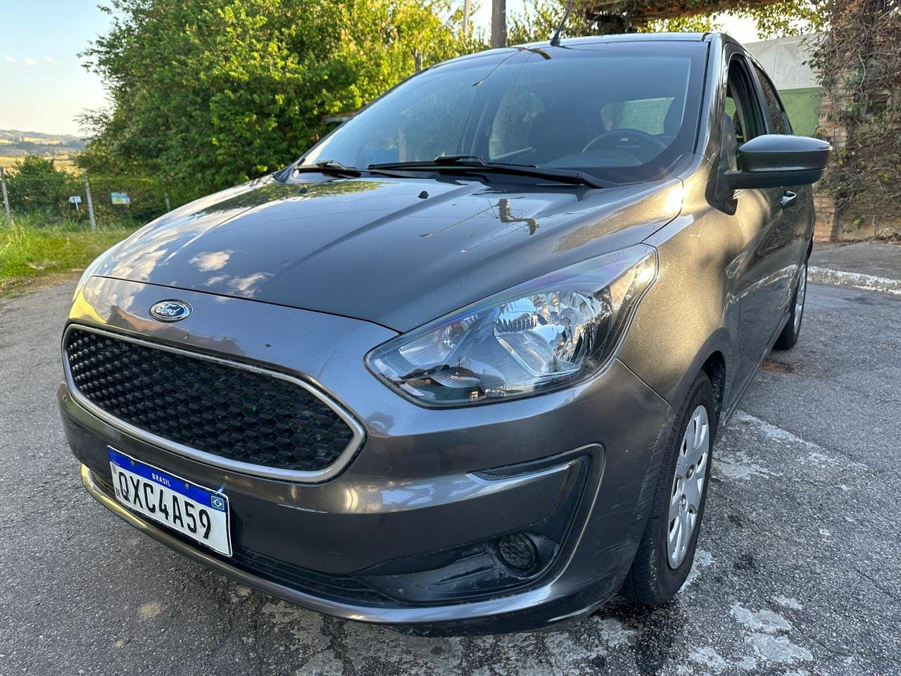 Vendo Ford Ka Hatch completo 2020