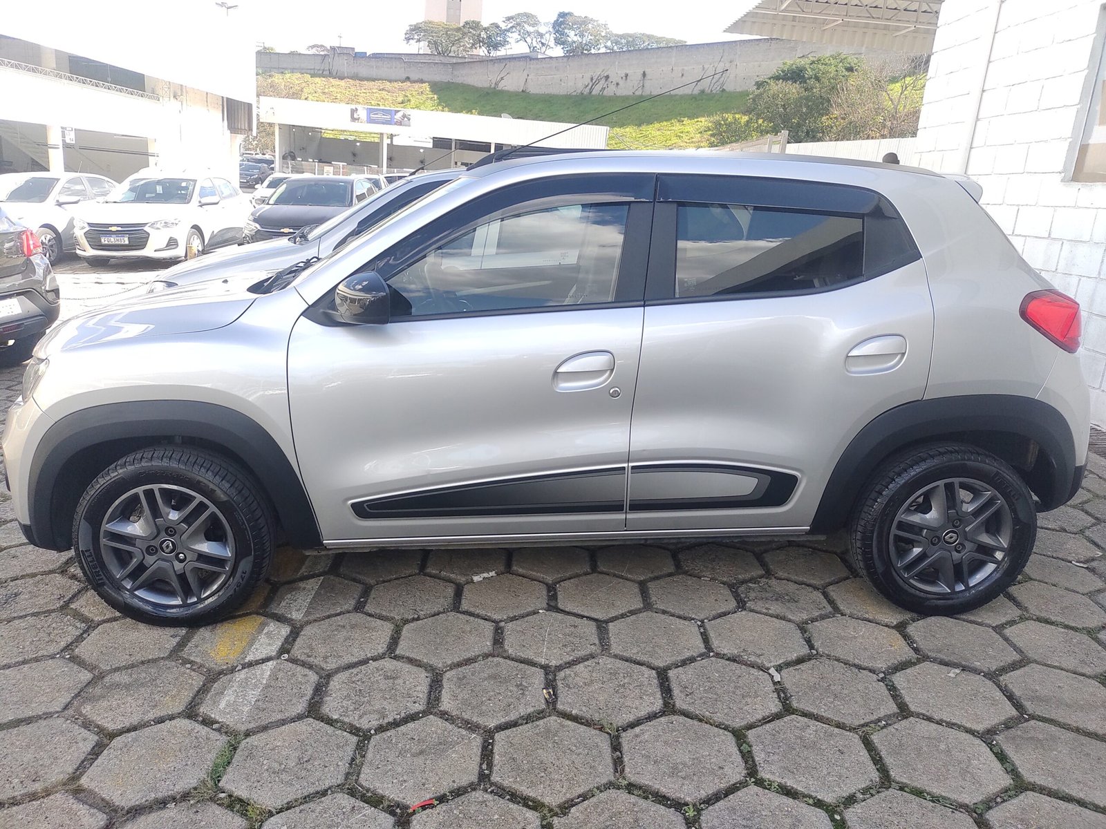 Vendo kwid intens 2018 completo