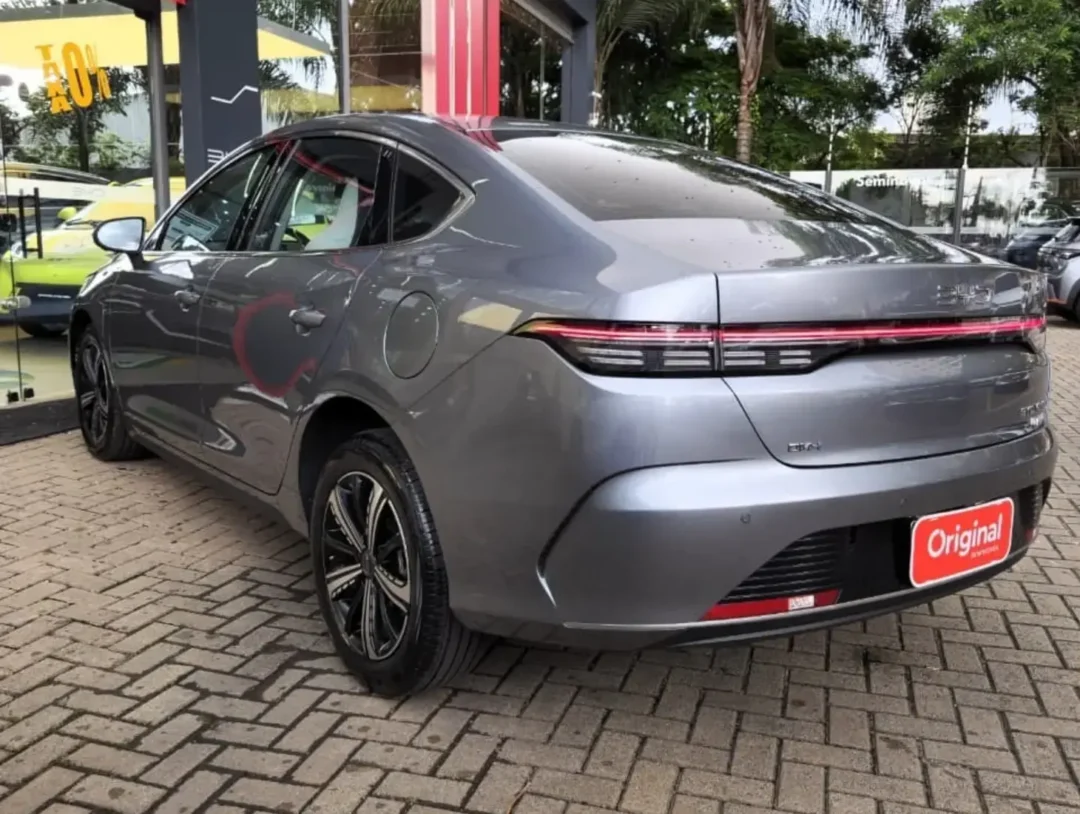 King DM-i GS 2025