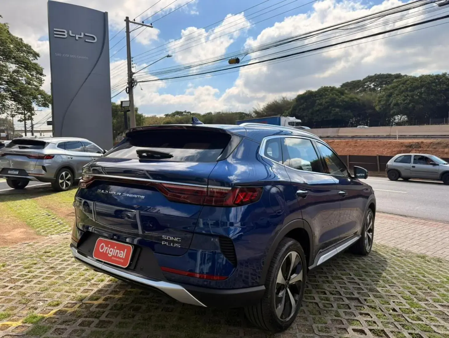 Song Plus (Híbrido)