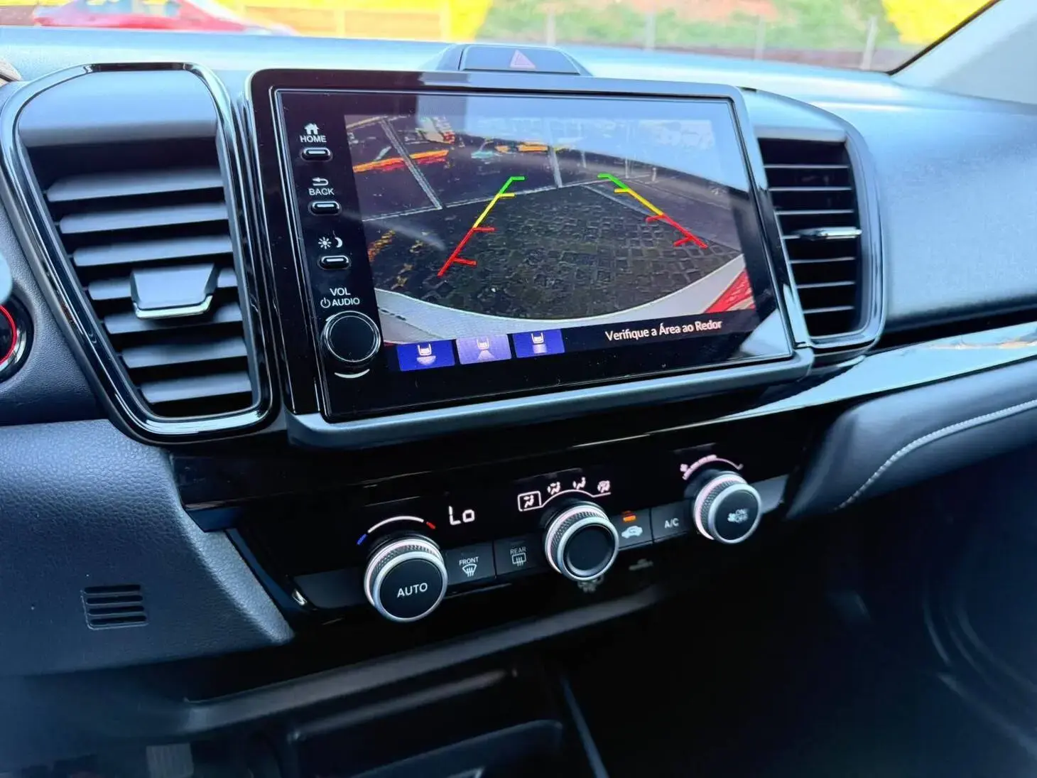 City Hatch Touring 1.5 (Aut)