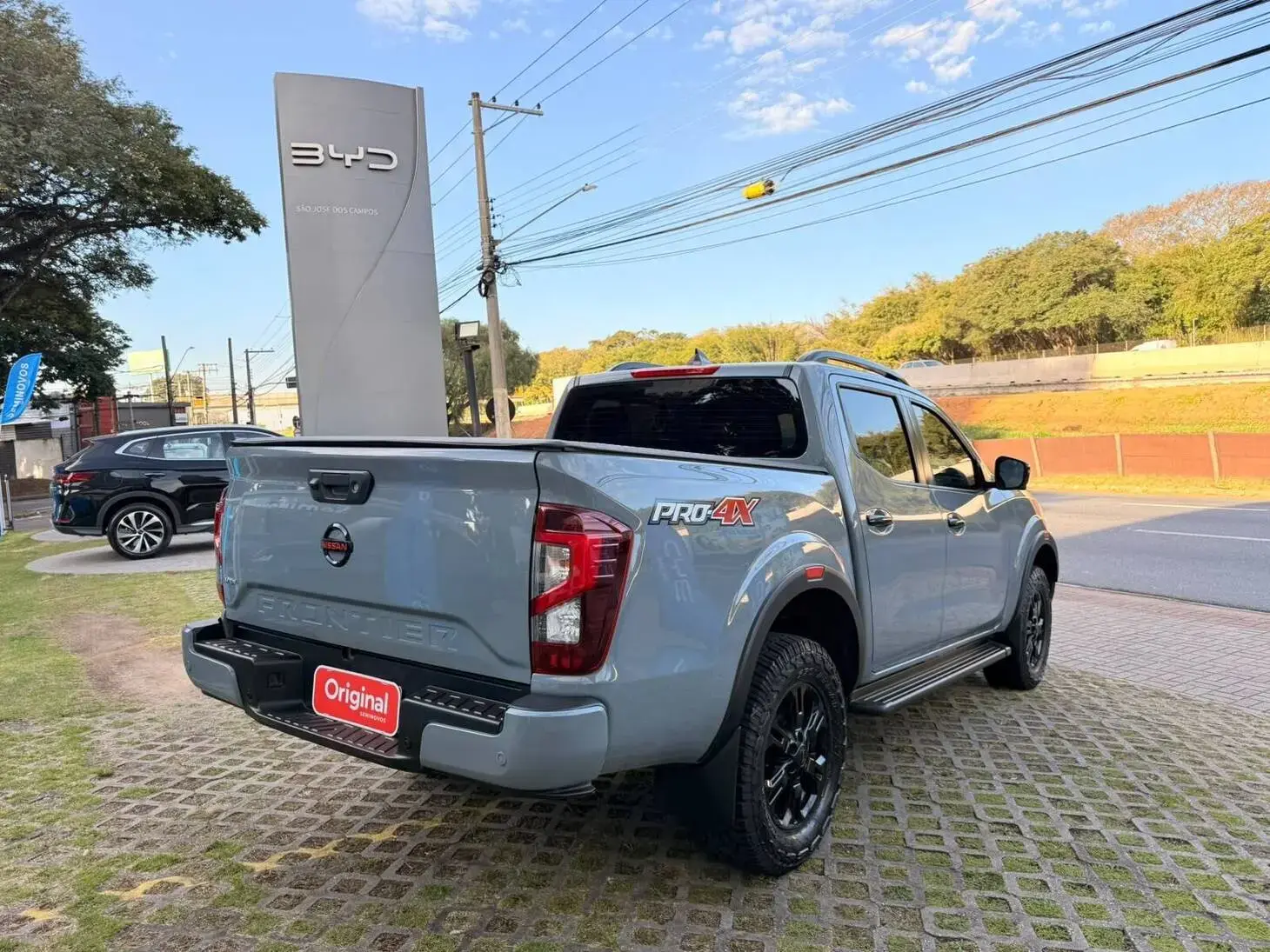 Frontier 2.3 TD CD PRO-4X 4×4
