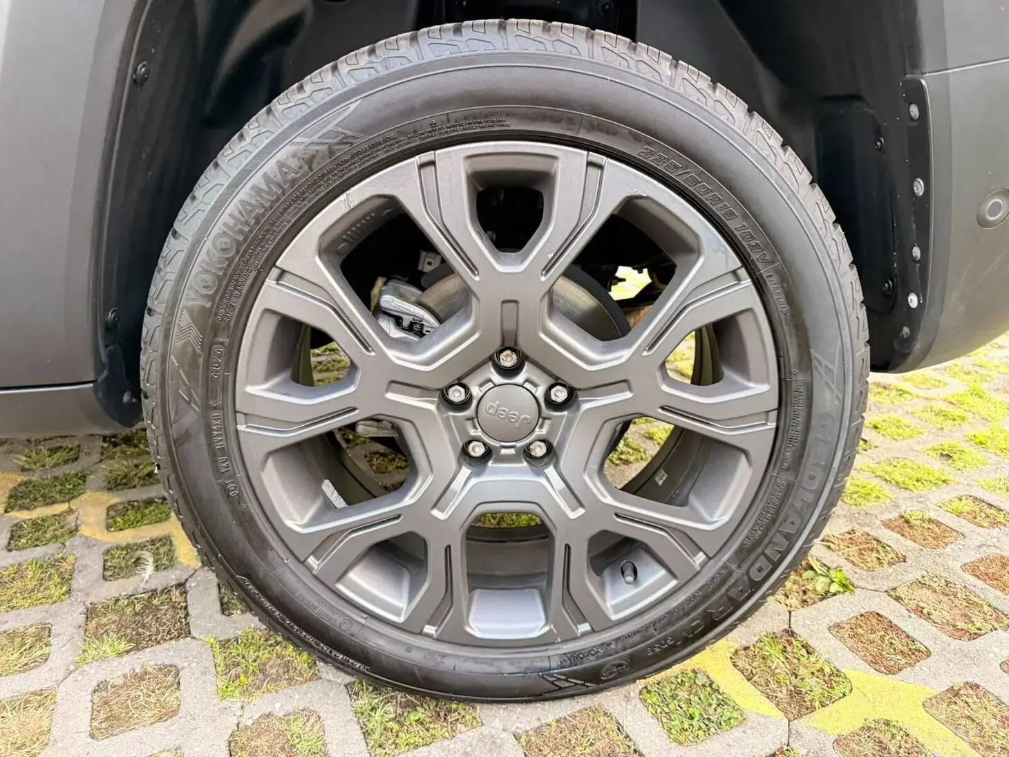 Renegade Série S T270 4×4 AT9