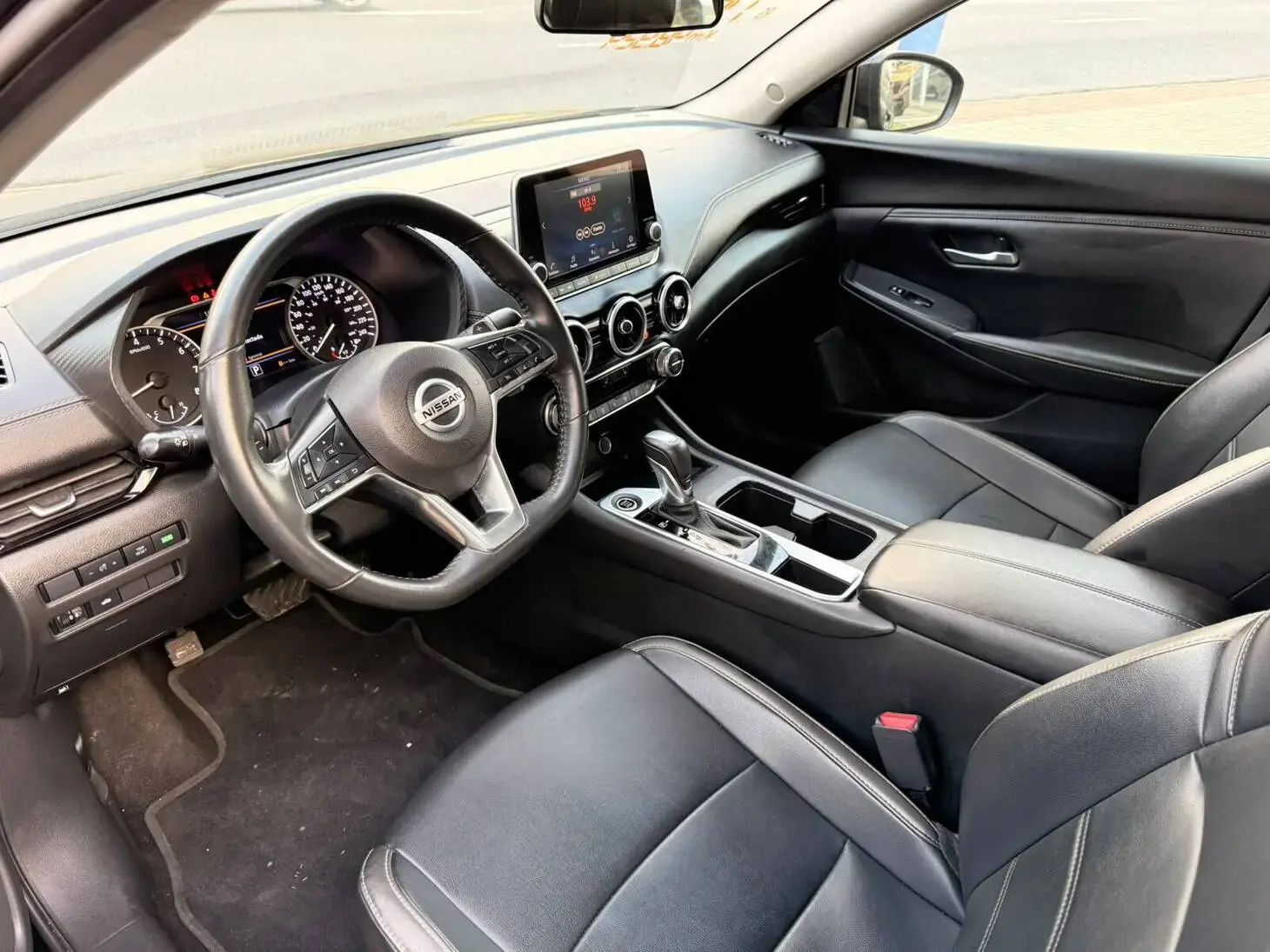 Sentra Advance 2.0 16V Aut.