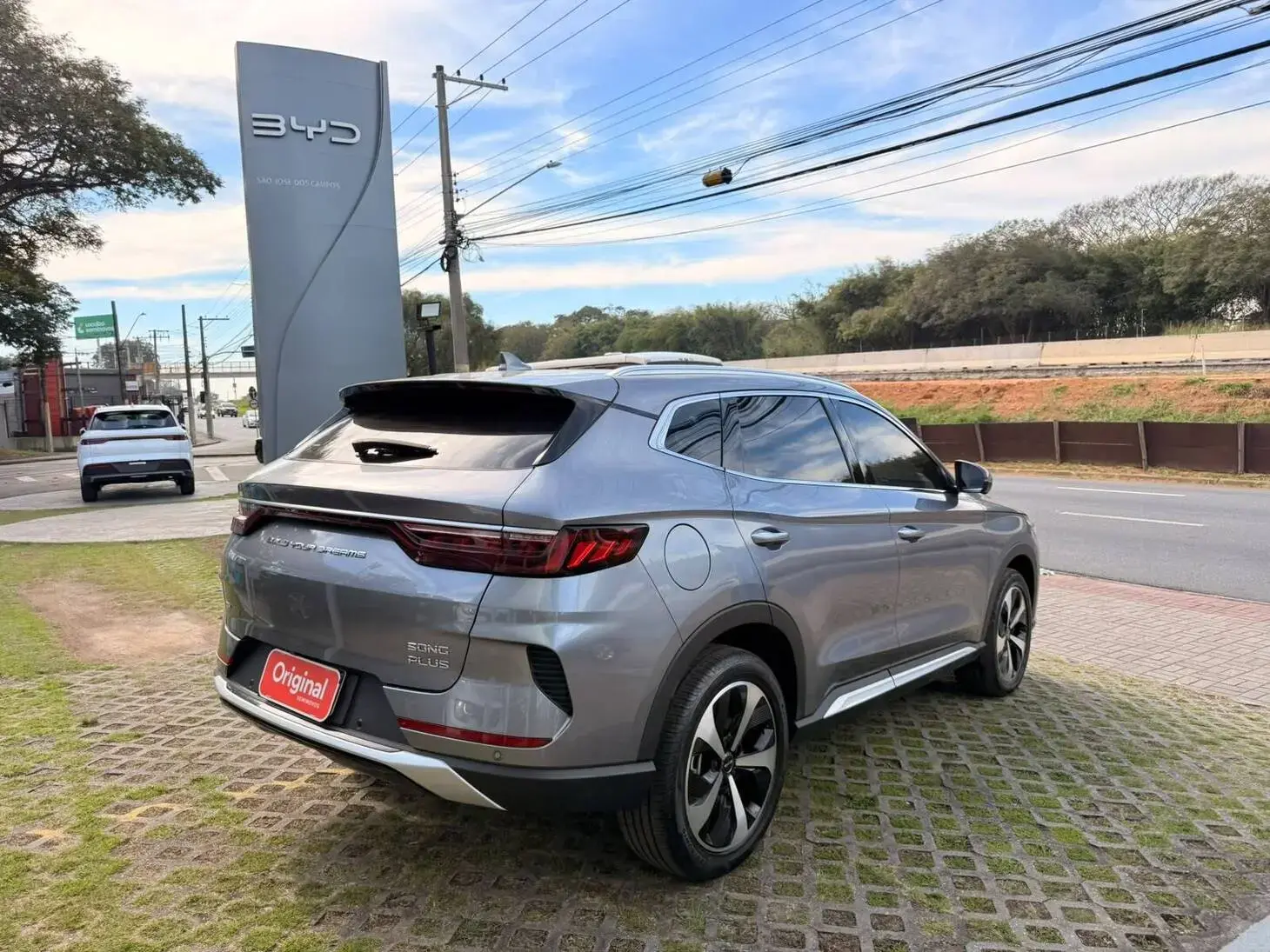 Song Plus (Híbrido)