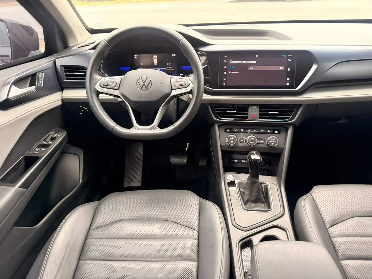 Taos Comfortline 1.4 TSI (Aut) (Flex)