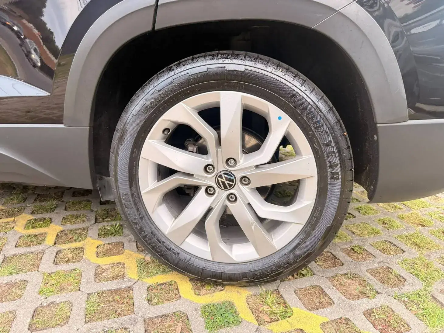 Taos Comfortline 1.4 TSI (Aut) (Flex)