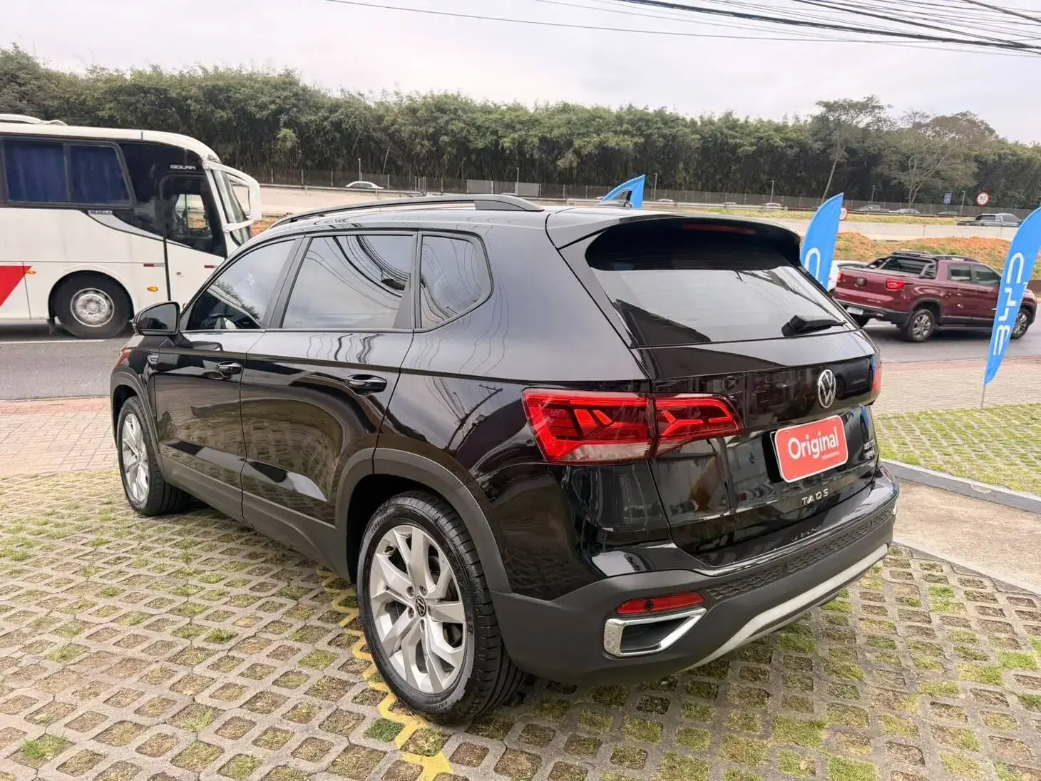 Taos Comfortline 1.4 TSI (Aut) (Flex)