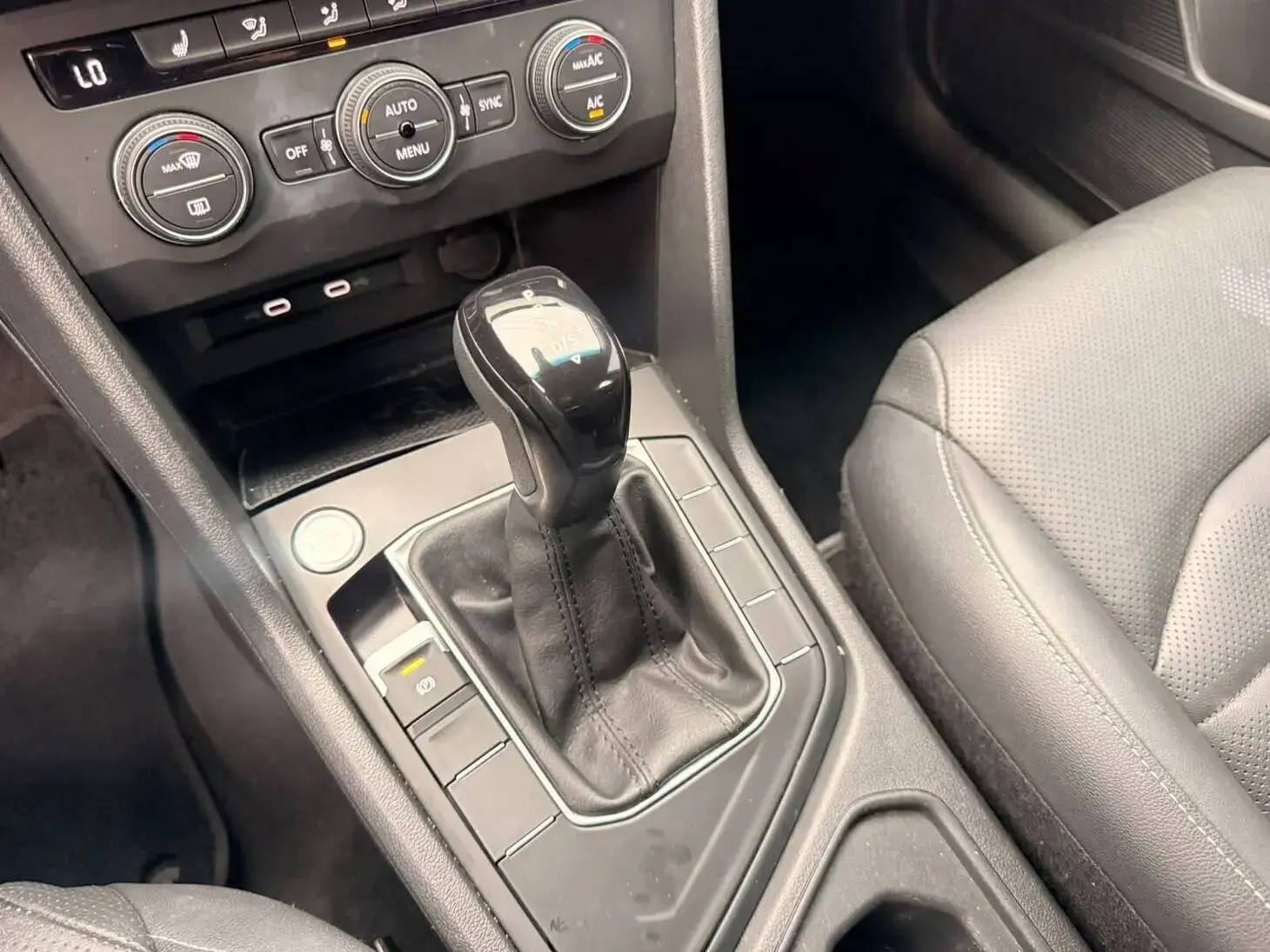 Taos Comfortline 1.4 TSI (Aut) (Flex)