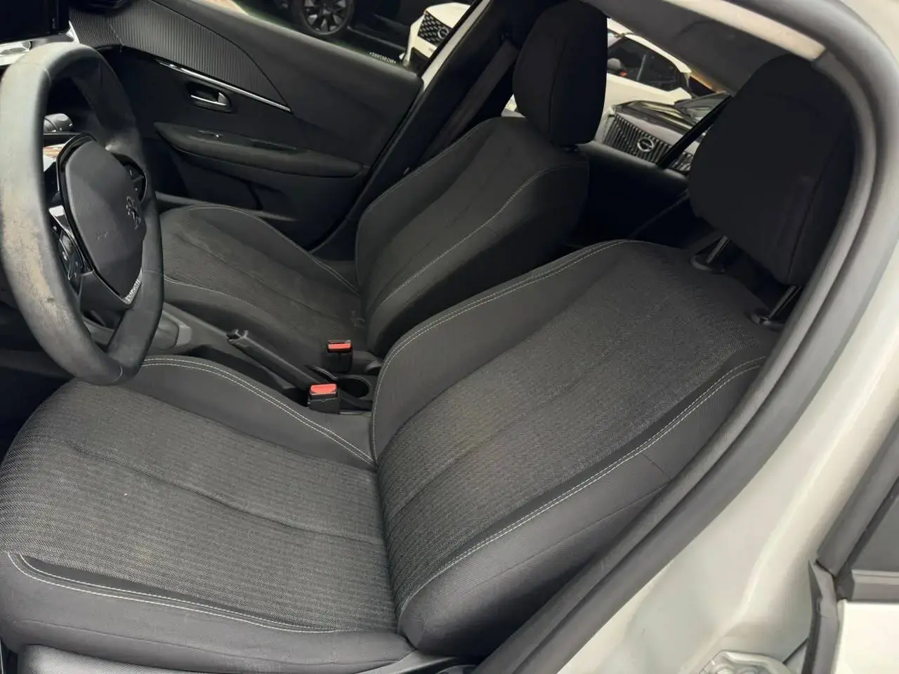 208 Active 1.6 Flex 16V 5p Aut.