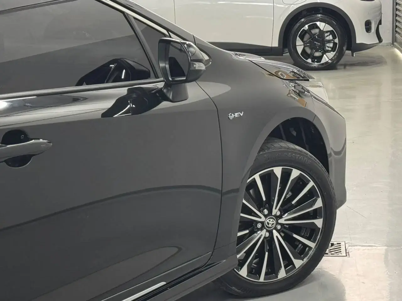 Corolla Altis Hybrid Premium 1.8 Flex