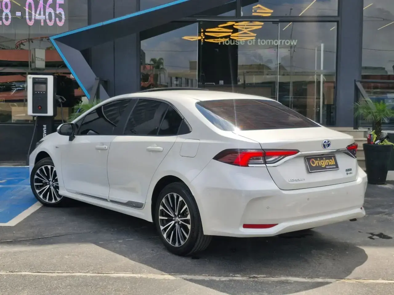 Corolla Altis Hybrid Premium 1.8 Flex