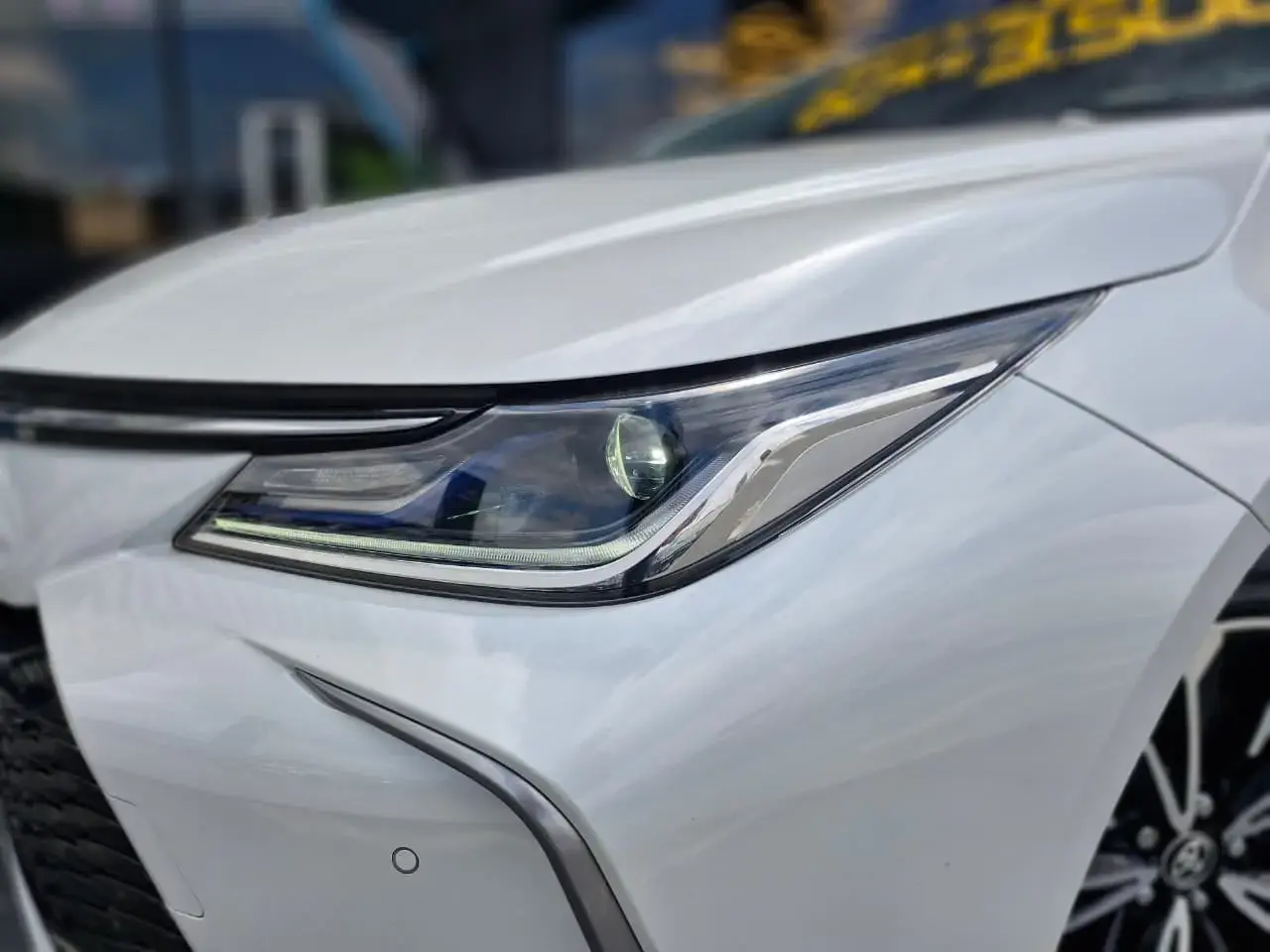 Corolla Altis Hybrid Premium 1.8 Flex
