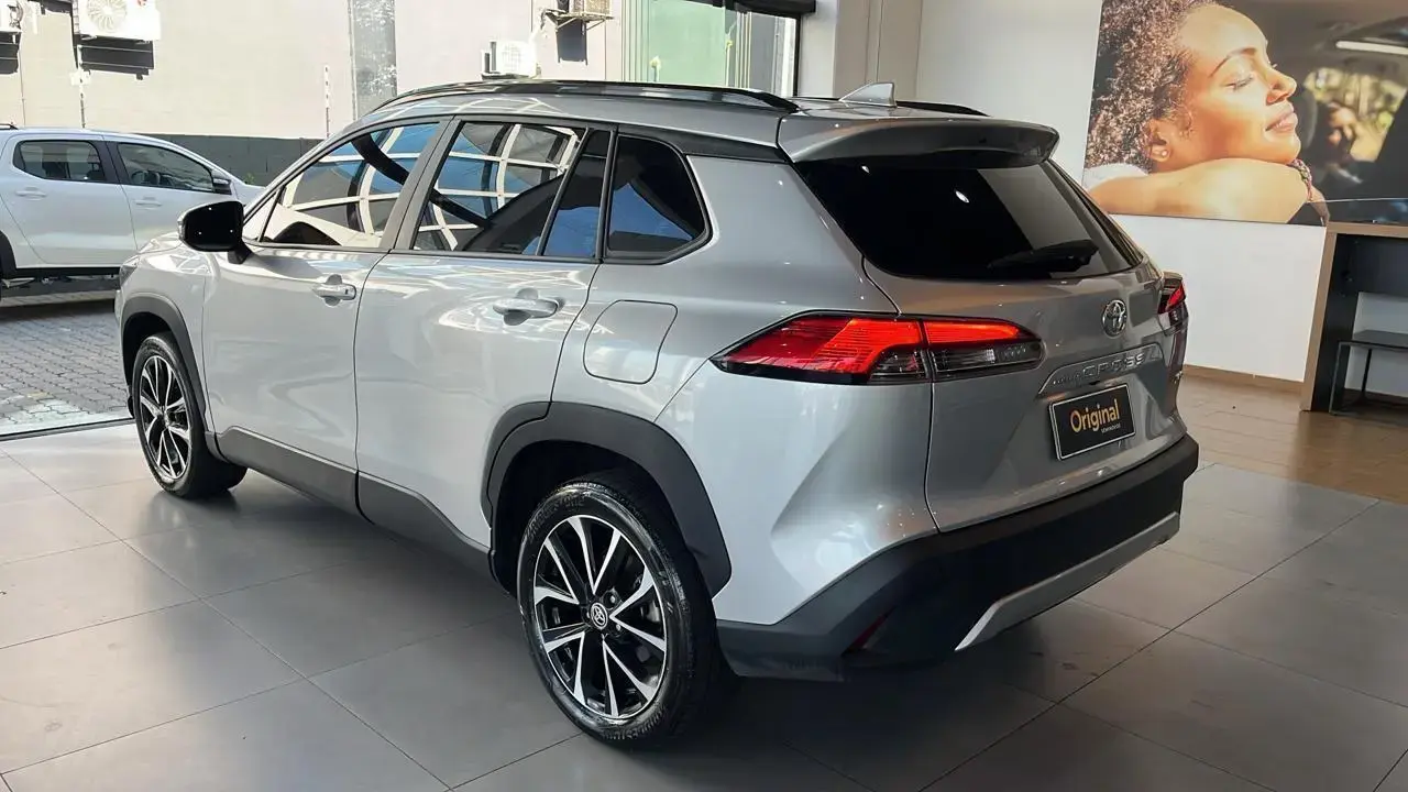 Corolla Cross XRE 2.0