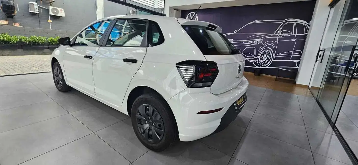Polo Track 1.0 Flex 12V 5p