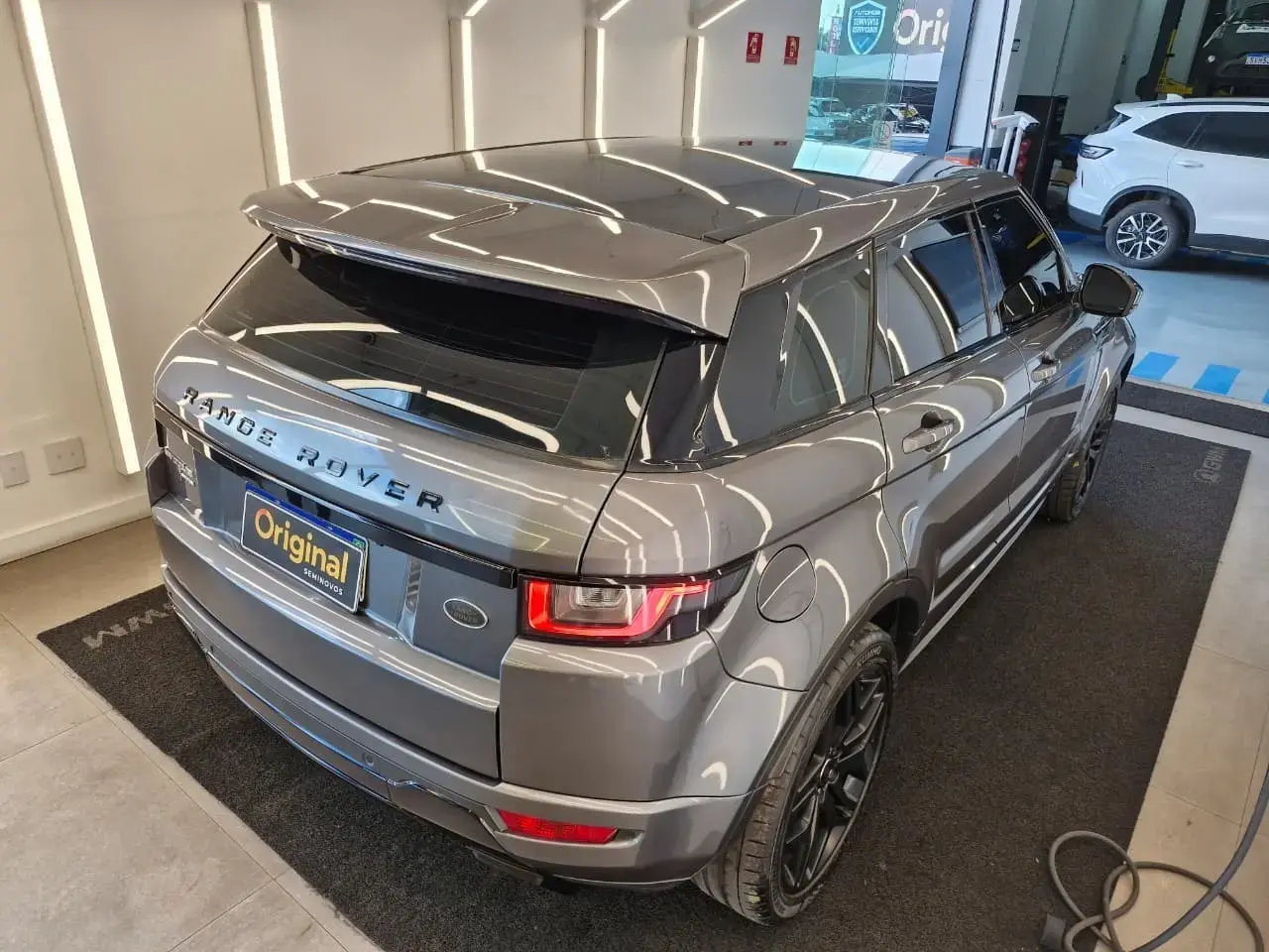 Range Rover Evoque Dynamic P240 HSE (Aut)