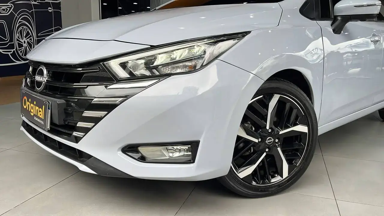 Versa Exclusive