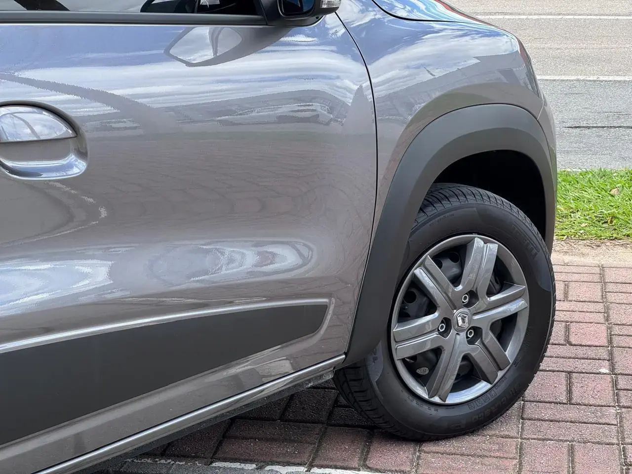 Kwid Intense 1.0