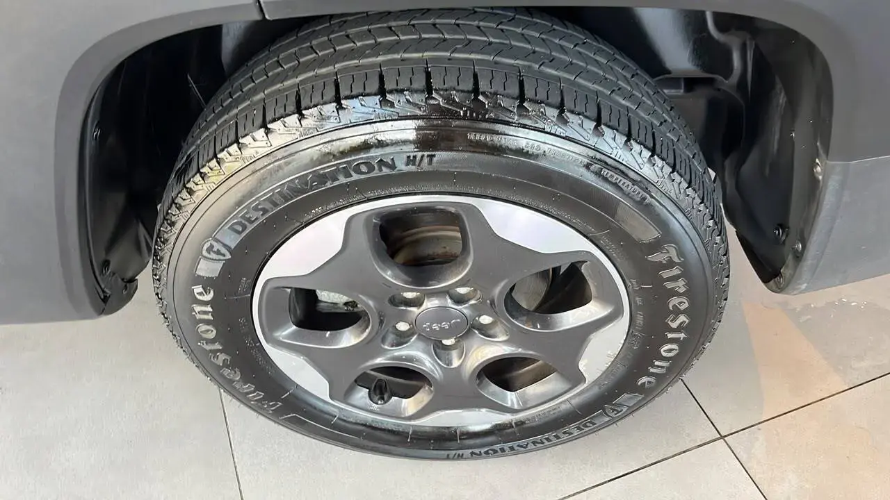 Renegade 1.8 4×2 (Aut) (Flex) (PCD)
