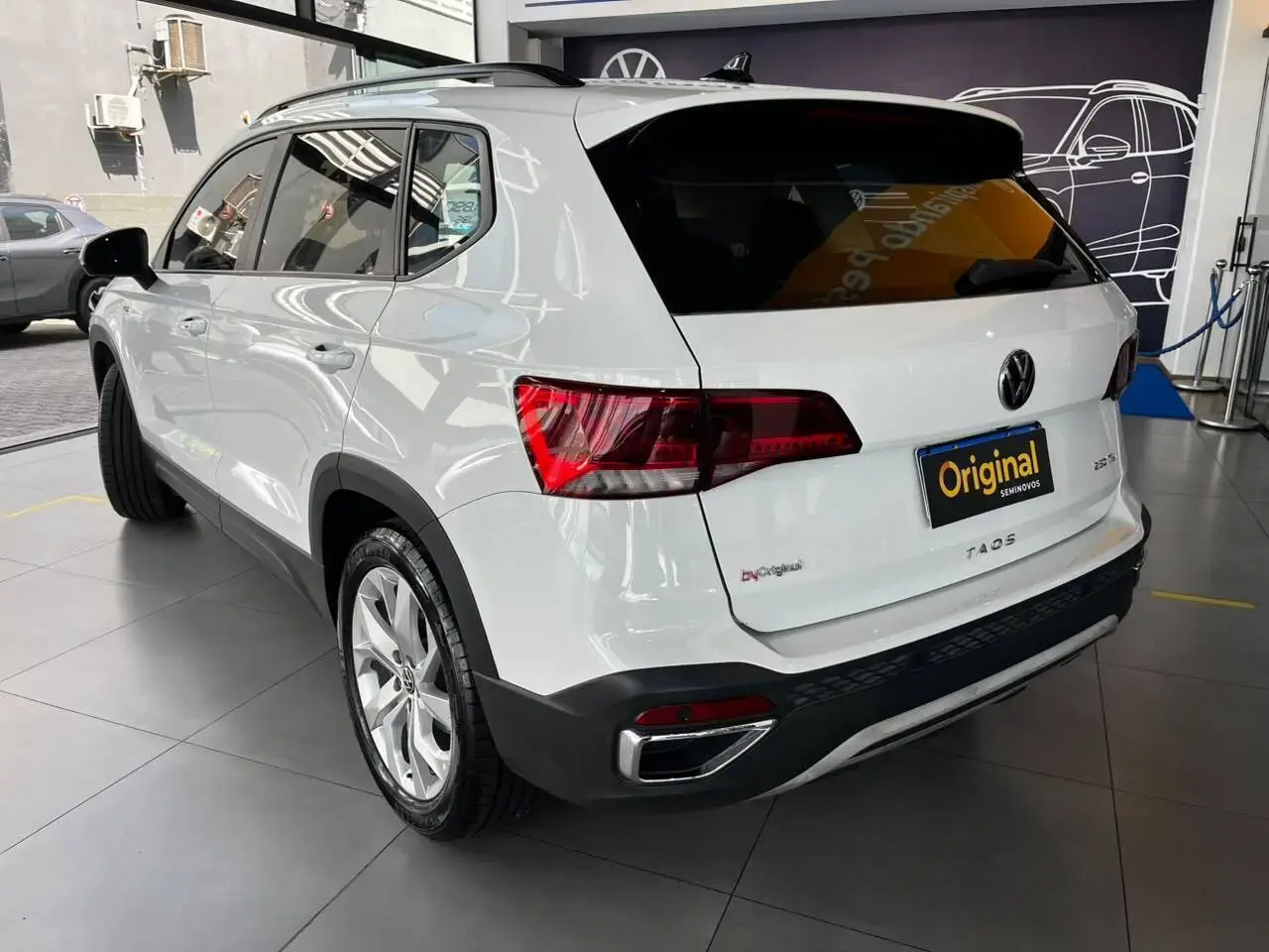 Taos Comfortline 1.4 TSI (Aut) (Flex)