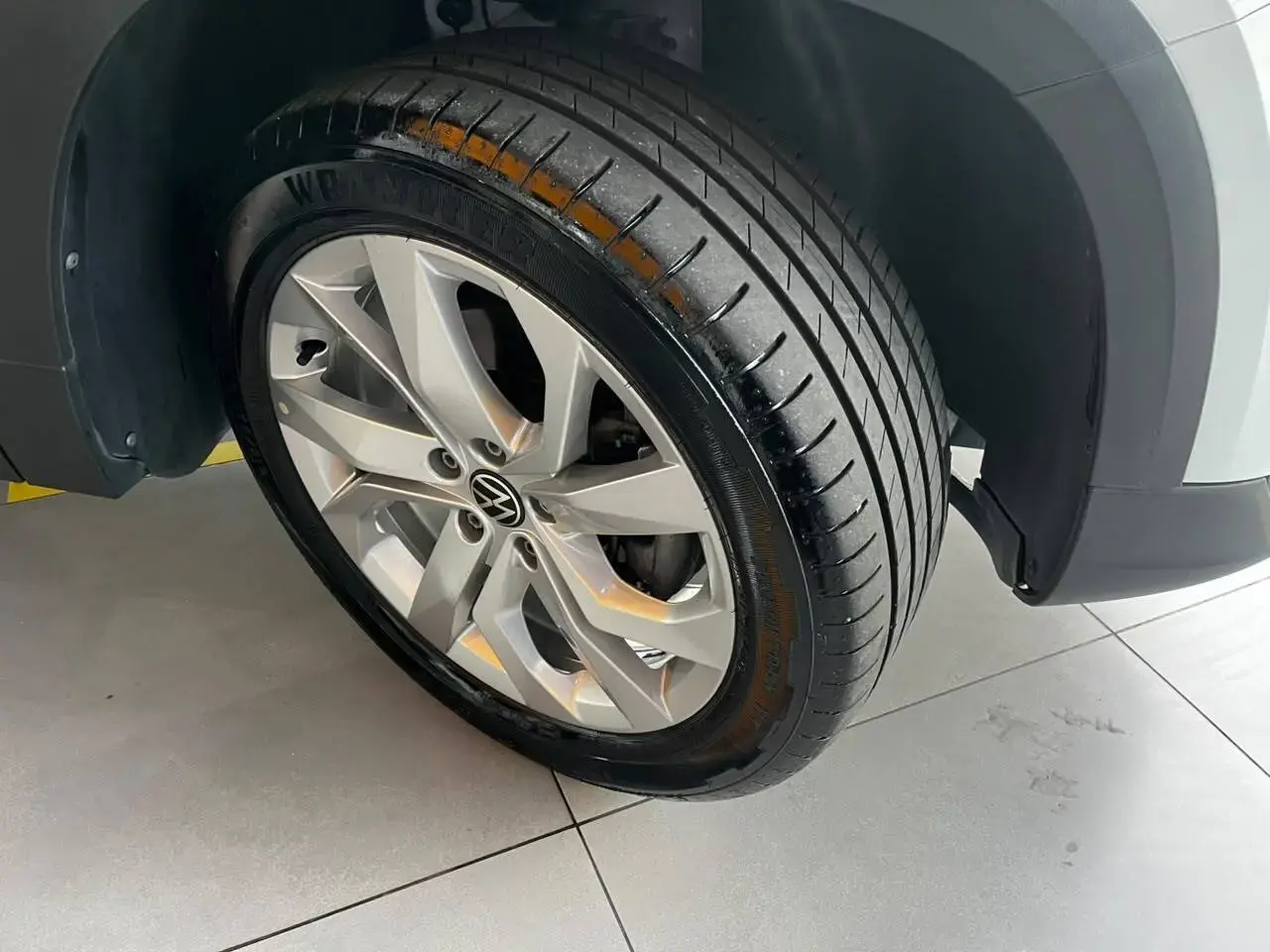 Taos Comfortline 1.4 TSI (Aut) (Flex)
